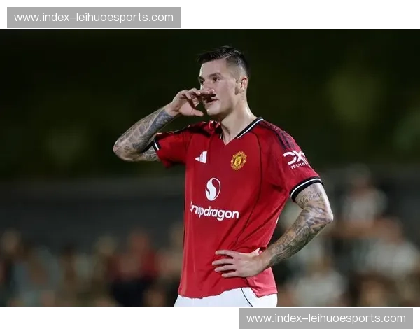 曼联半场预期进球仅零点三四 进攻乏力加重后防承受压力