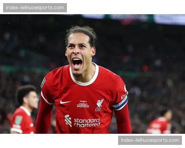 利物浦面临户口本报名难题:戈麦斯琼斯合同剩一年未来充满变数 利物浦面临户口本报名难题:戈麦斯琼斯合同剩一年未来充满变数